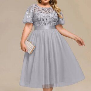 NWT Ever Pretty Taylor Sequin Leaf Embroidered Dress with Chiffon Skirt Plus